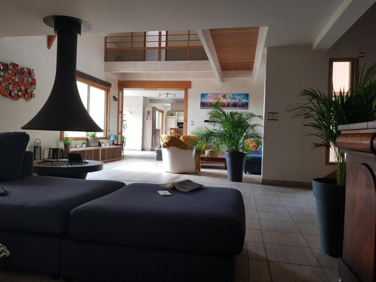 Magnifique Villa Avec Piscine Interieure Saint-Pois Εξωτερικό φωτογραφία