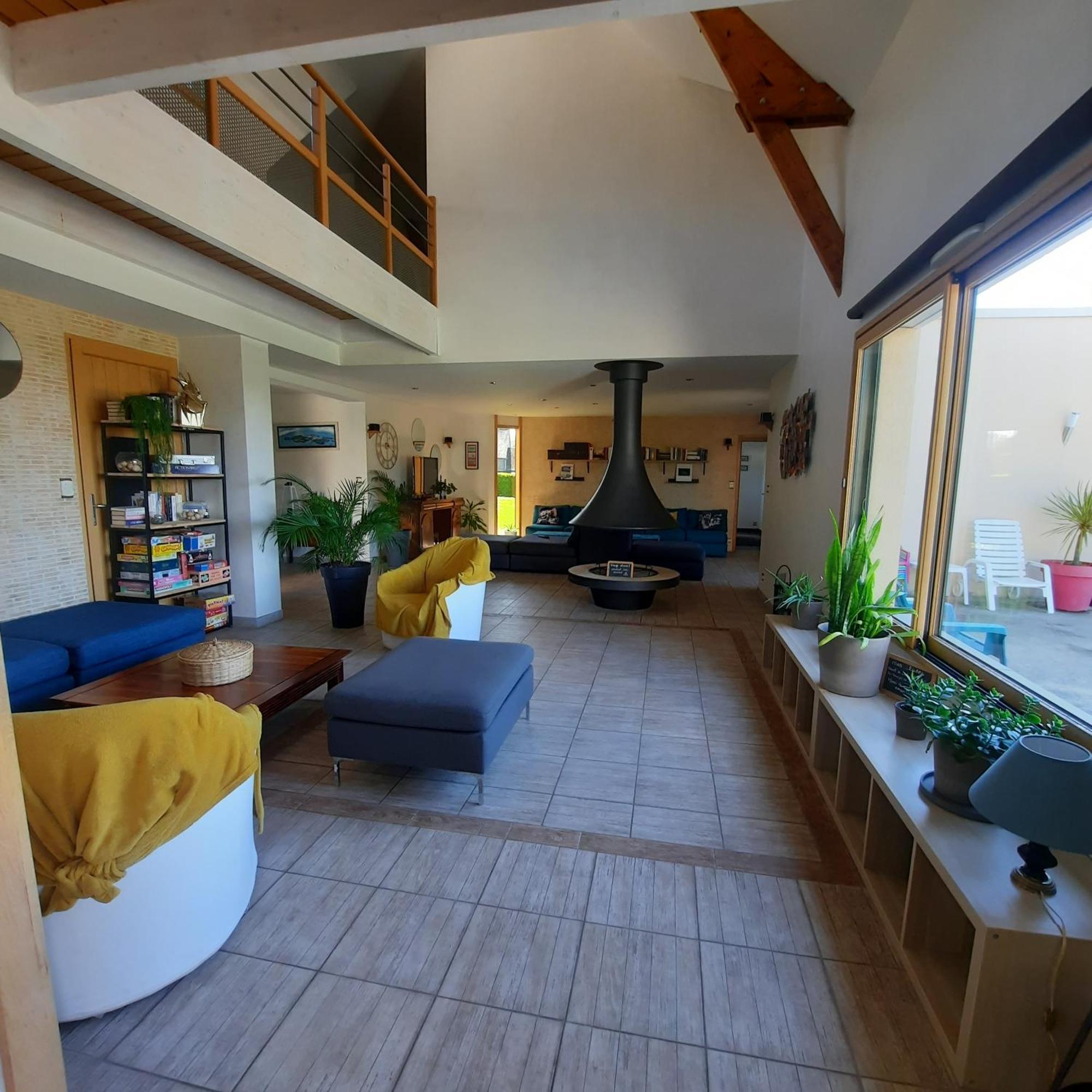 Magnifique Villa Avec Piscine Interieure Saint-Pois Εξωτερικό φωτογραφία